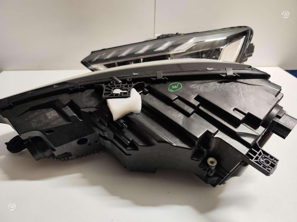 Audi A4, 8w0941034E 8W0941033E