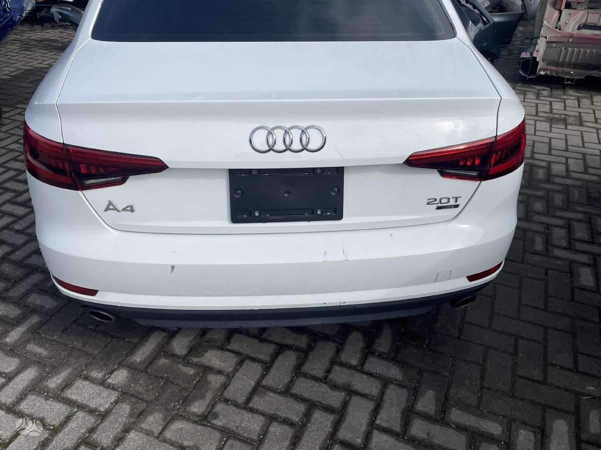 Audi A4 по частям. Siunciame į visus miestus