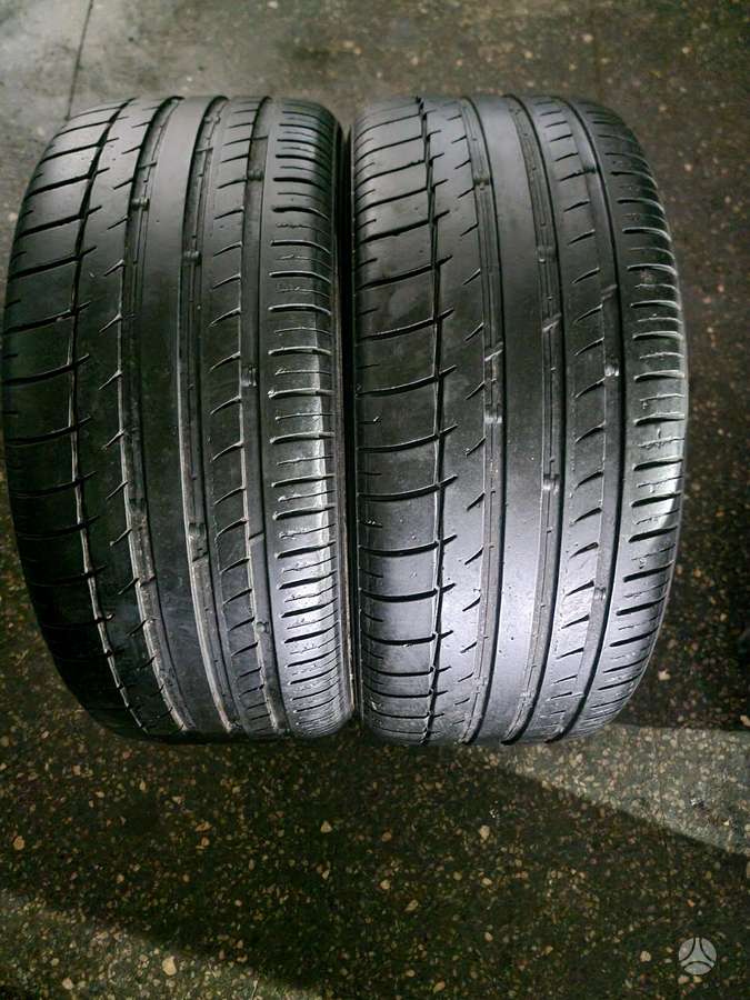 Triangle, summer 245/45 R18