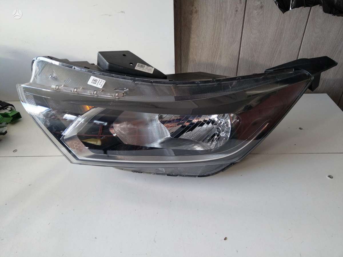 Hyundai i20 žibintai