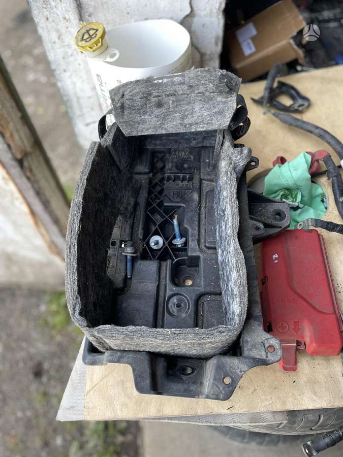 Chrysler Pacifica electrical system parts