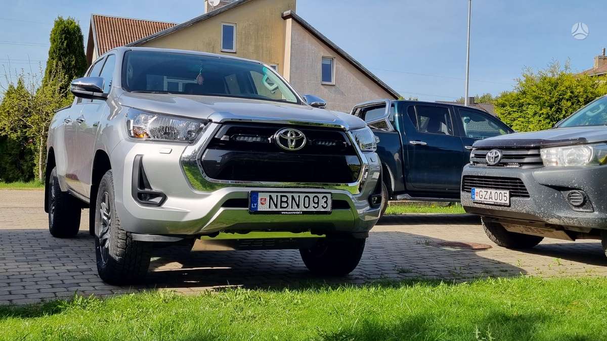 Toyota Hilux, 2.4 l., pikapas