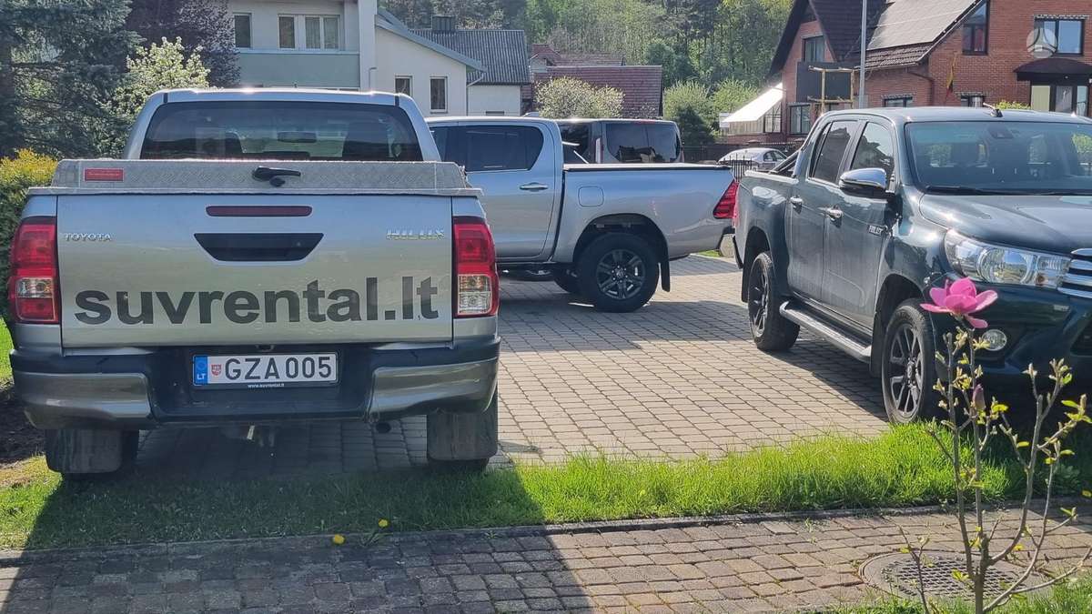 Toyota Hilux, 2.4 l., pikapas