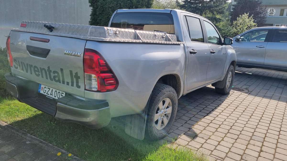 Toyota Hilux, 2.4 l., pikapas