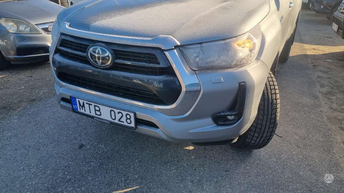 Toyota Hilux, 2.4 l., pikapas