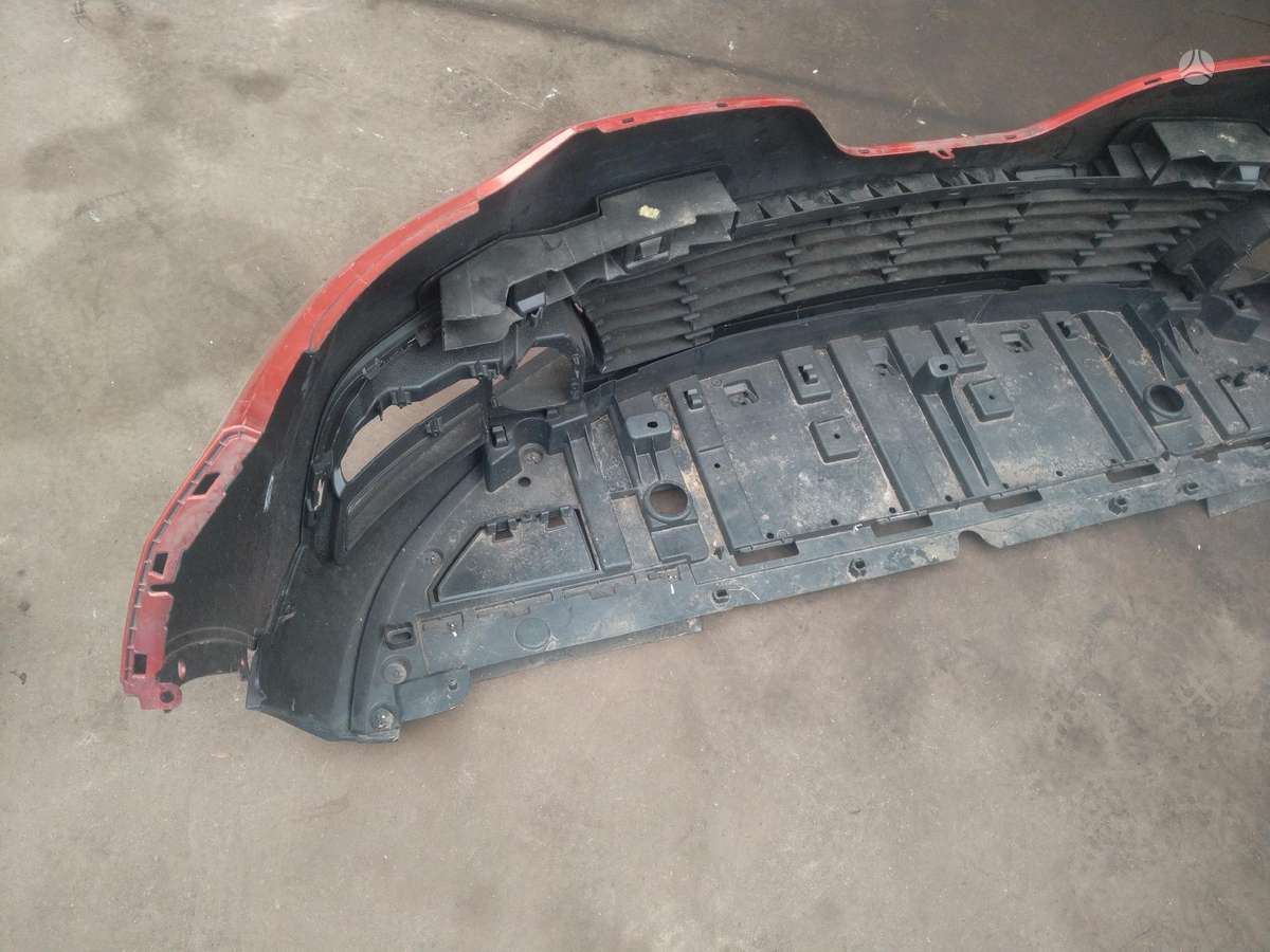 Renault Captur детали кузова