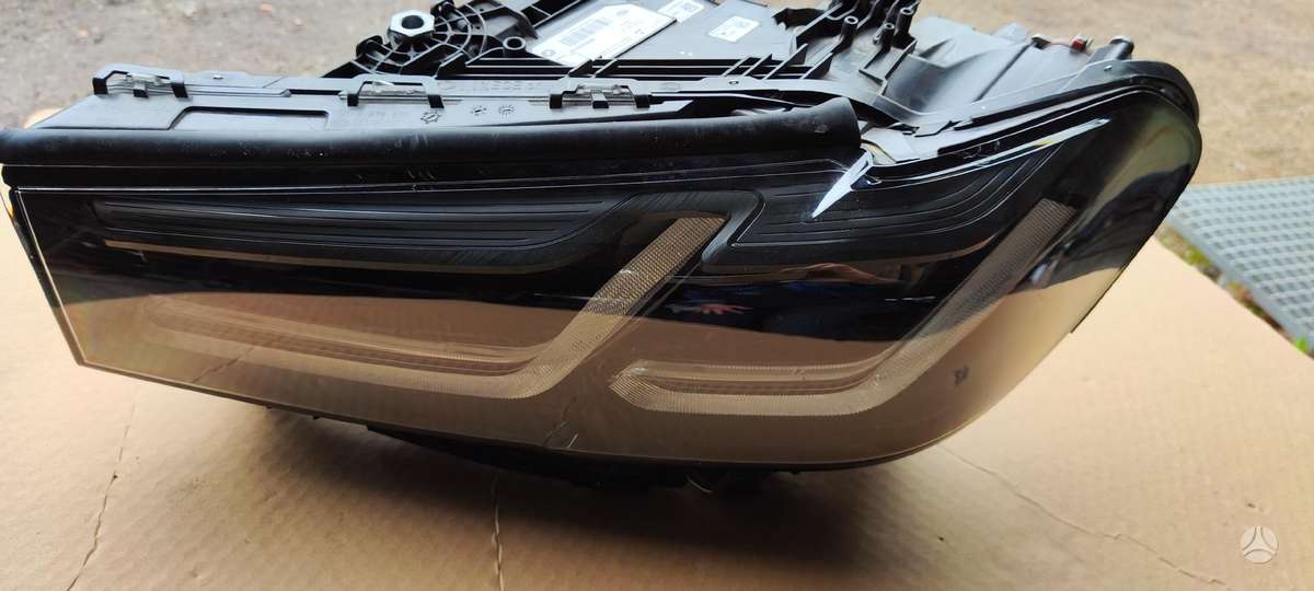 BMW 5 serija фары