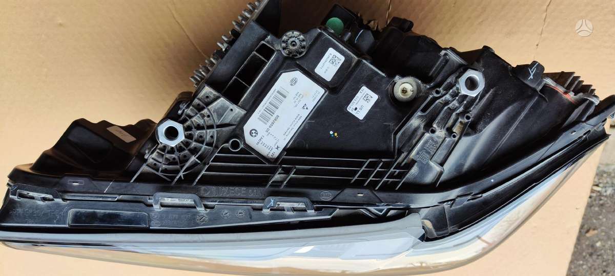 BMW 5 serija žibintai