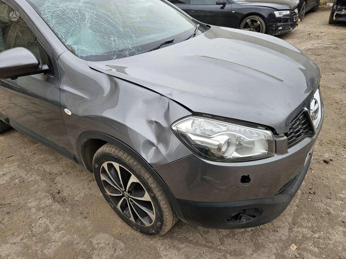 Nissan Qashqai по частям