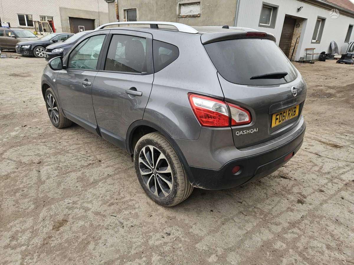 Nissan Qashqai по частям
