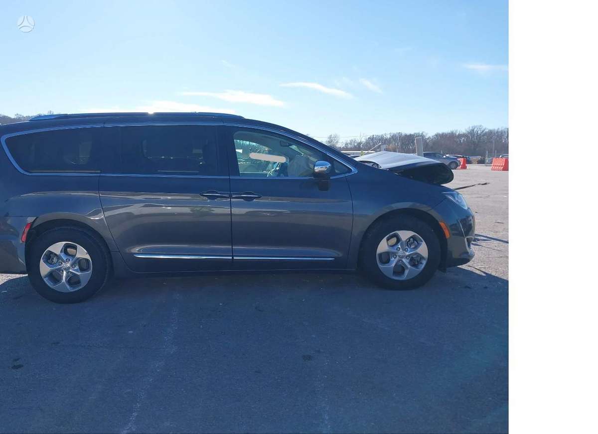 Chrysler Pacifica