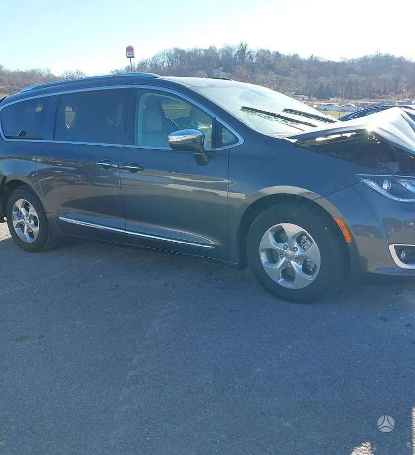Chrysler Pacifica