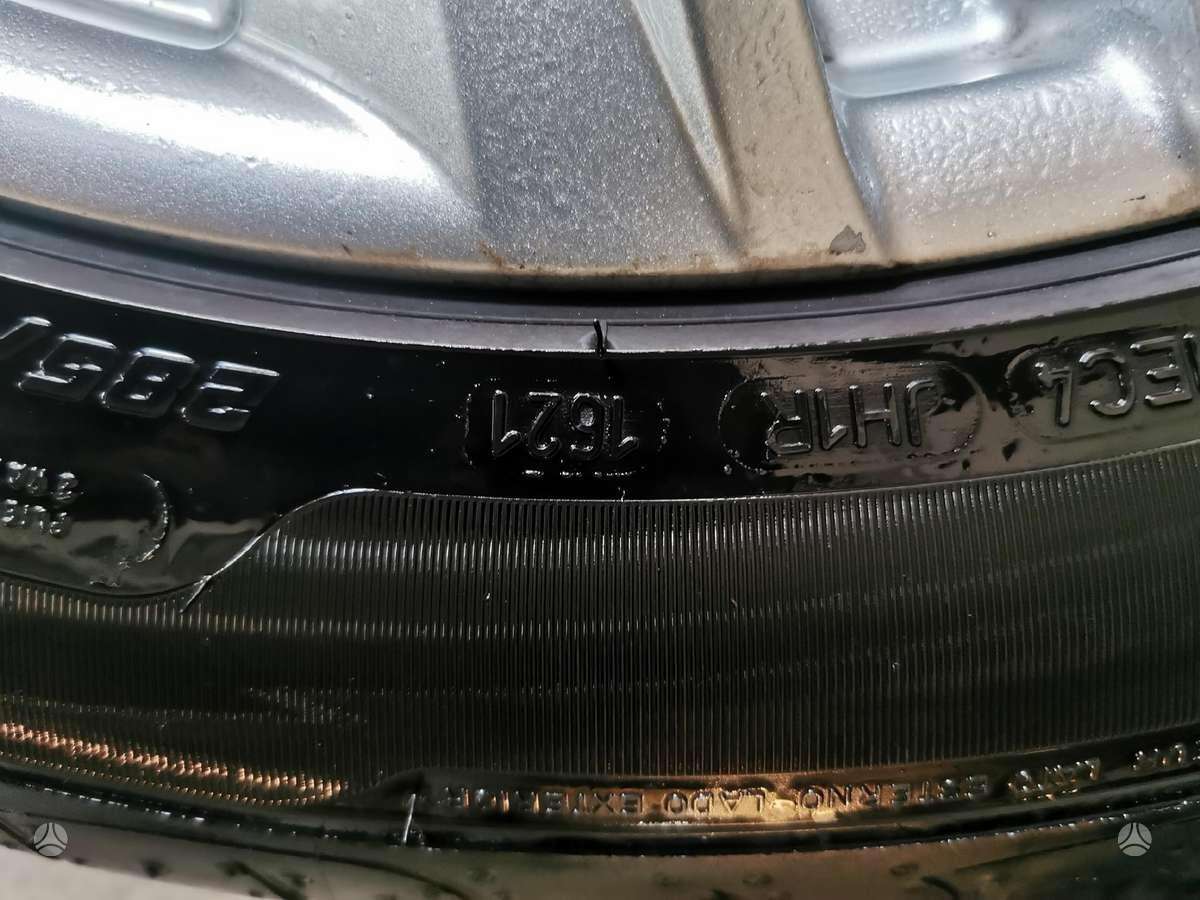 Audi Q7, lengvojo lydinio, R20