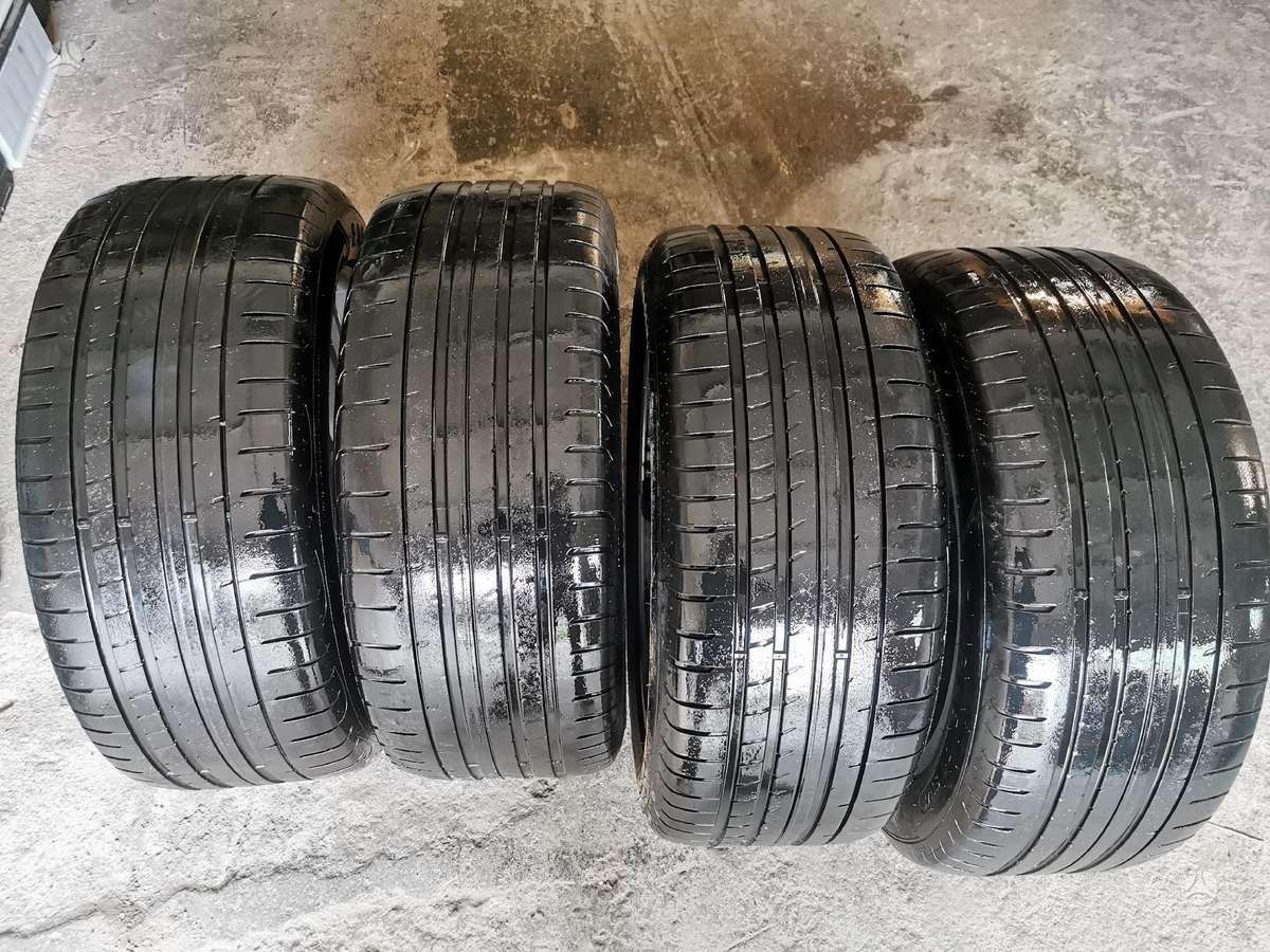 Audi Q7, lengvojo lydinio, R20