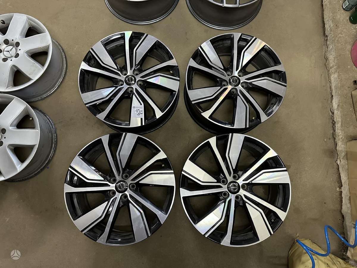 Volvo, light alloy, R20