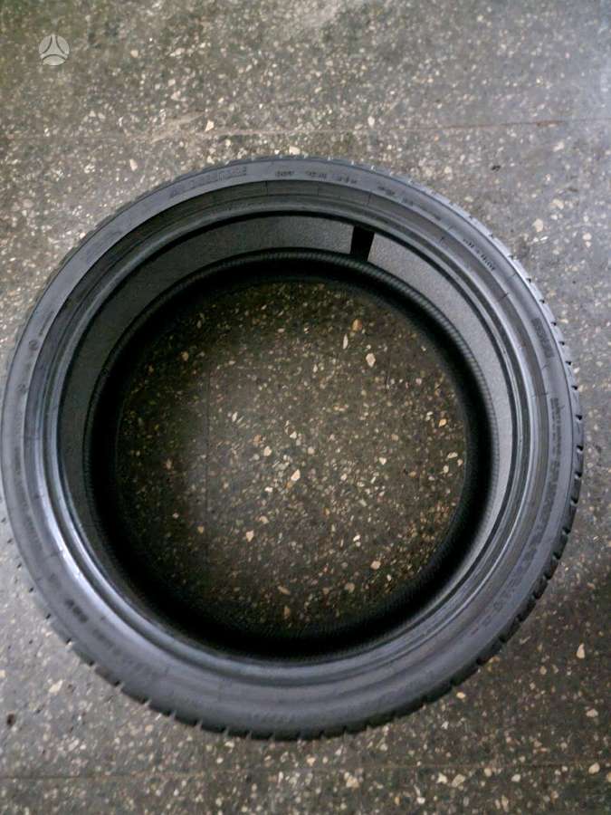 Bridgestone, vasaras 255/35 R21