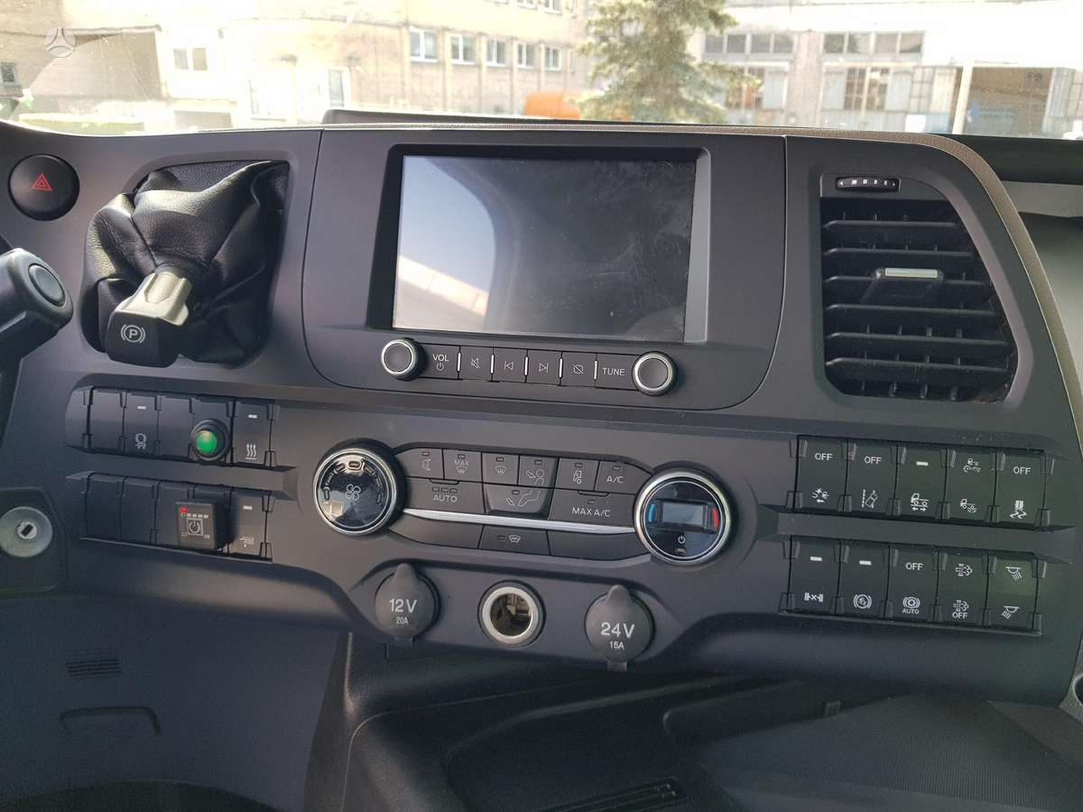 Ford F-MAX, 2 спальных места