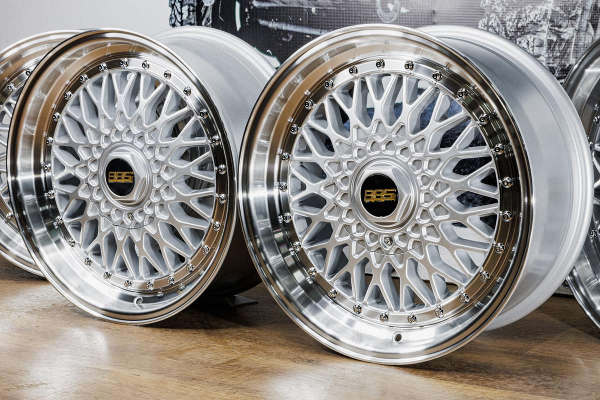 -Kita- BMW, light alloy, R17