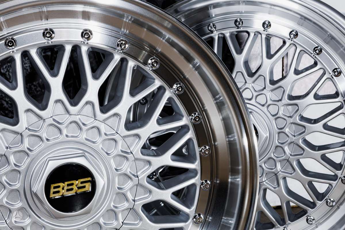 -Kita- BMW, light alloy, R17