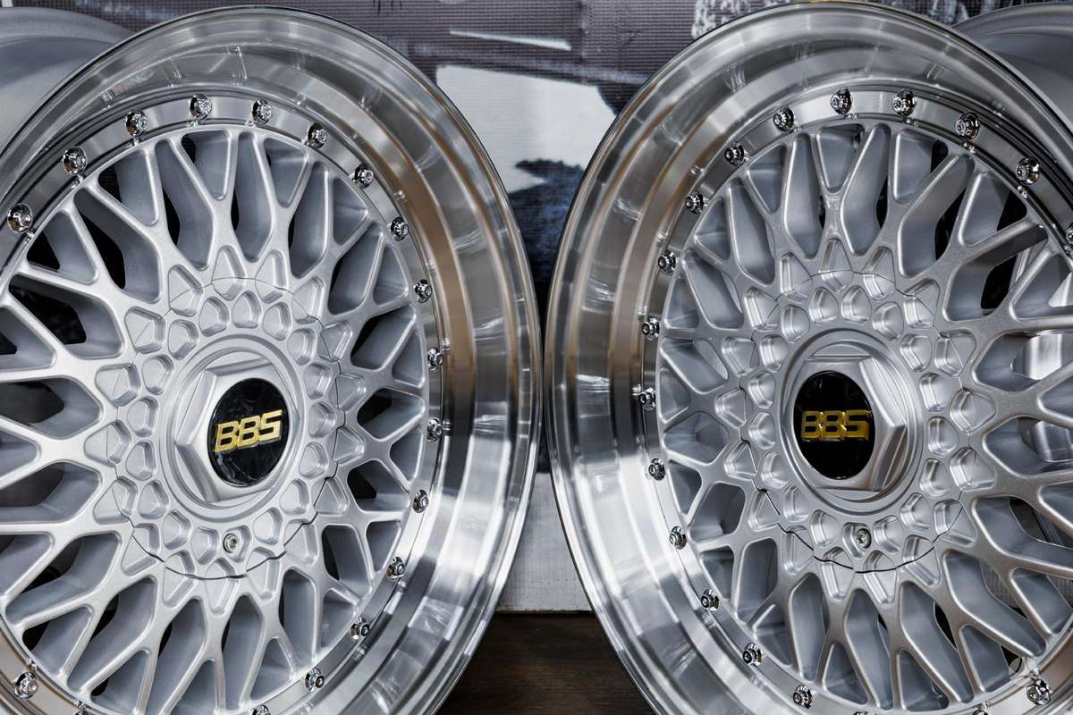 -Kita- BMW, light alloy, R17