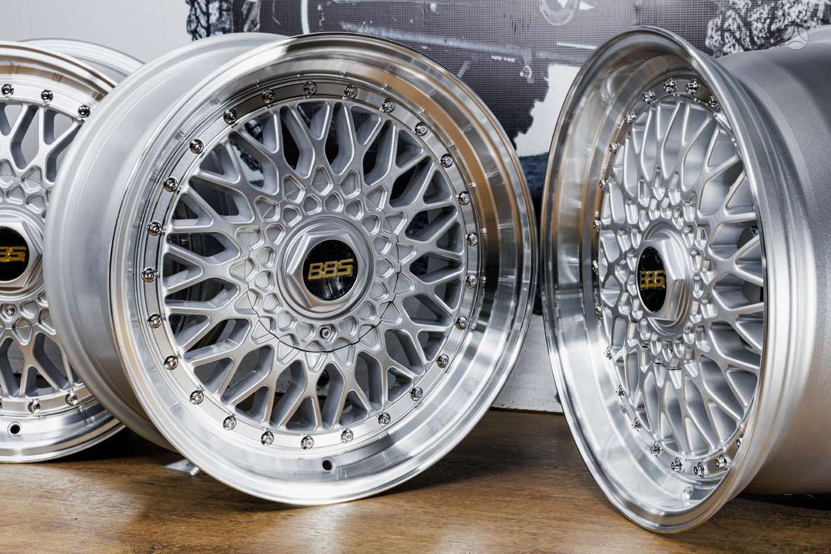 -Kita- BMW, light alloy, R17