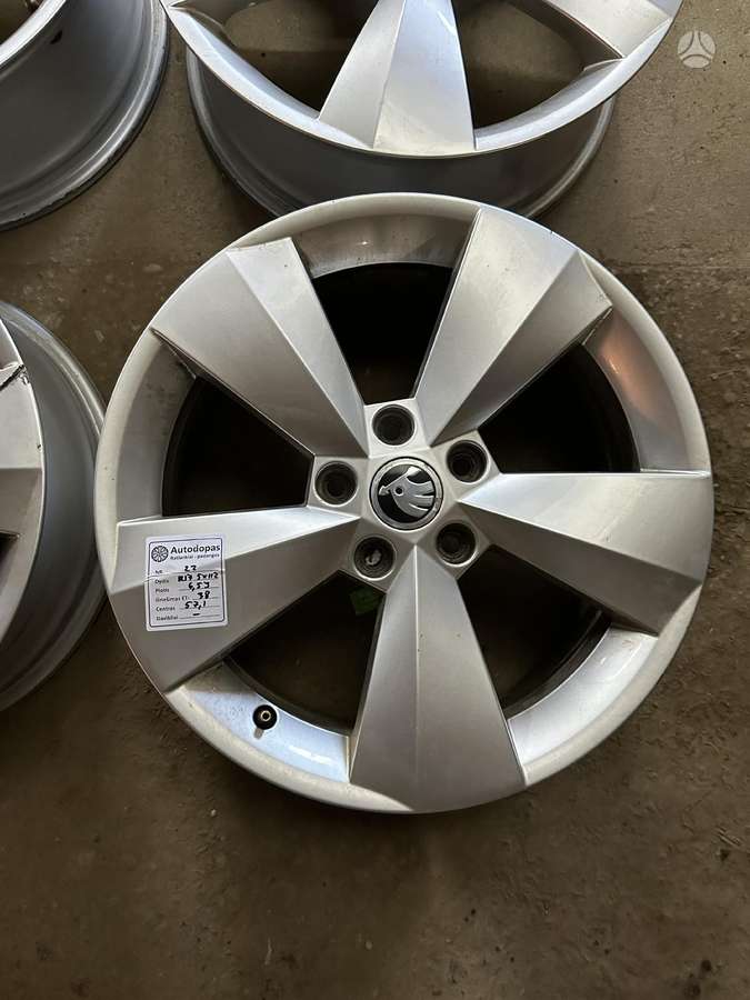 Skoda, lengvojo lydinio, R17