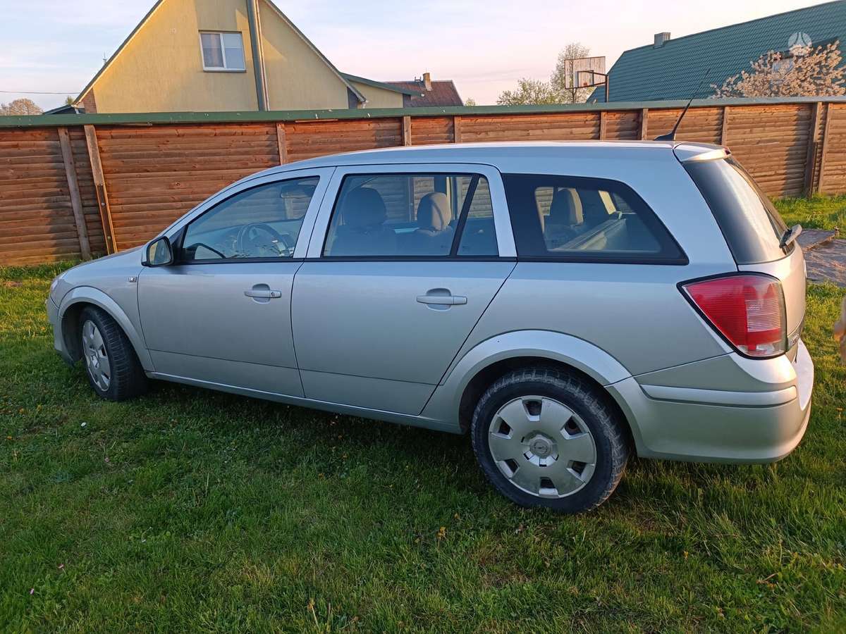 Opel Astra, 1.7 l., Универсал 2010-01 m., | A25787042