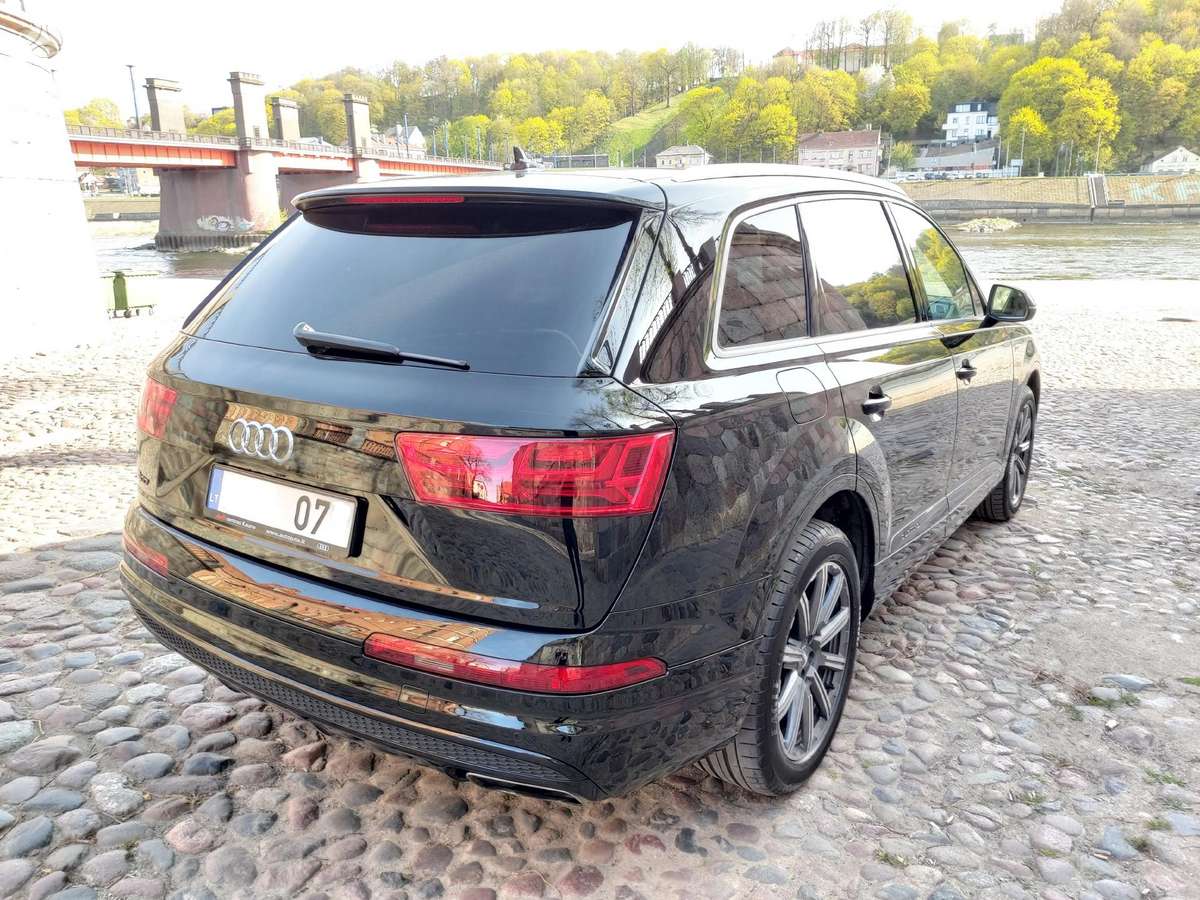 Audi SQ7, 3.0 l., visureigis / krosoveris