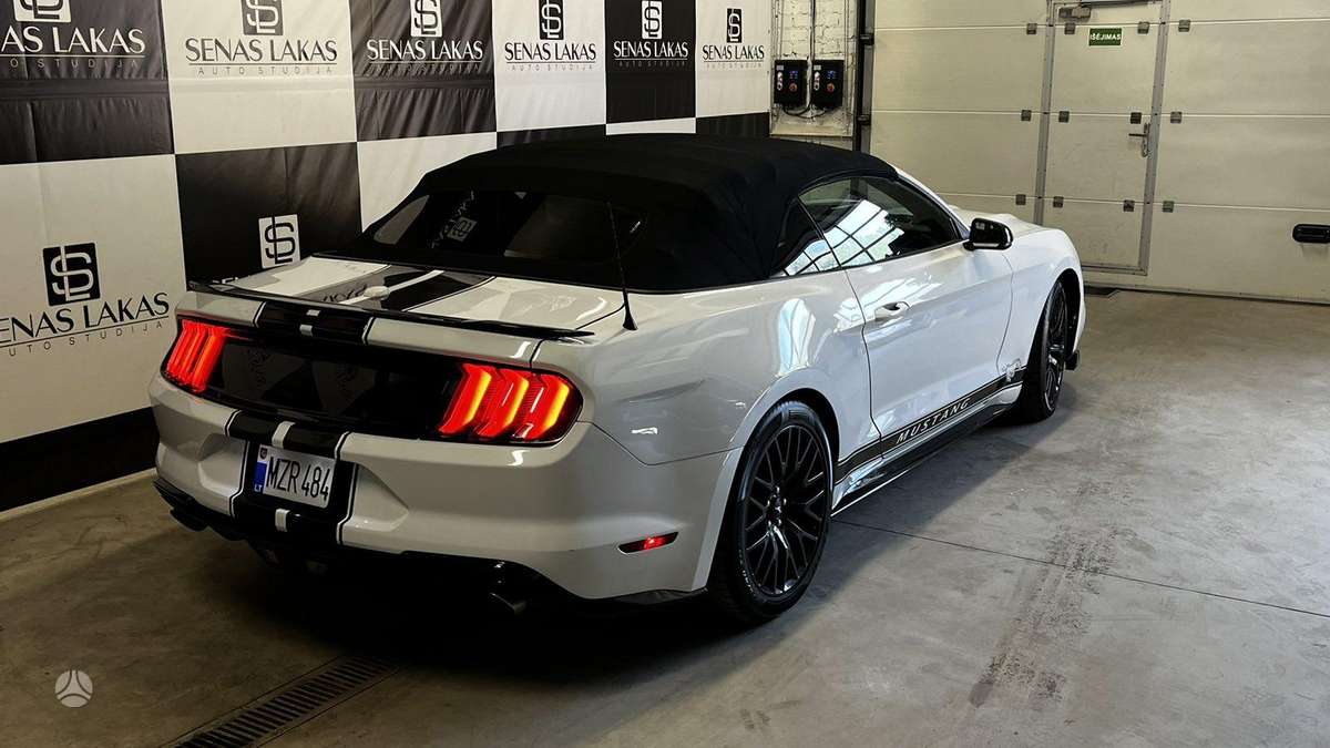 Ford Mustang, 2.3 l., kabrioletas
