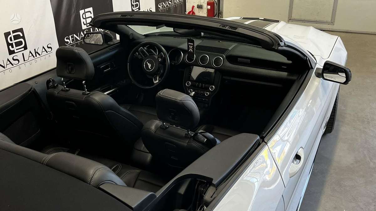 Ford Mustang, 2.3 l., kabrioletas