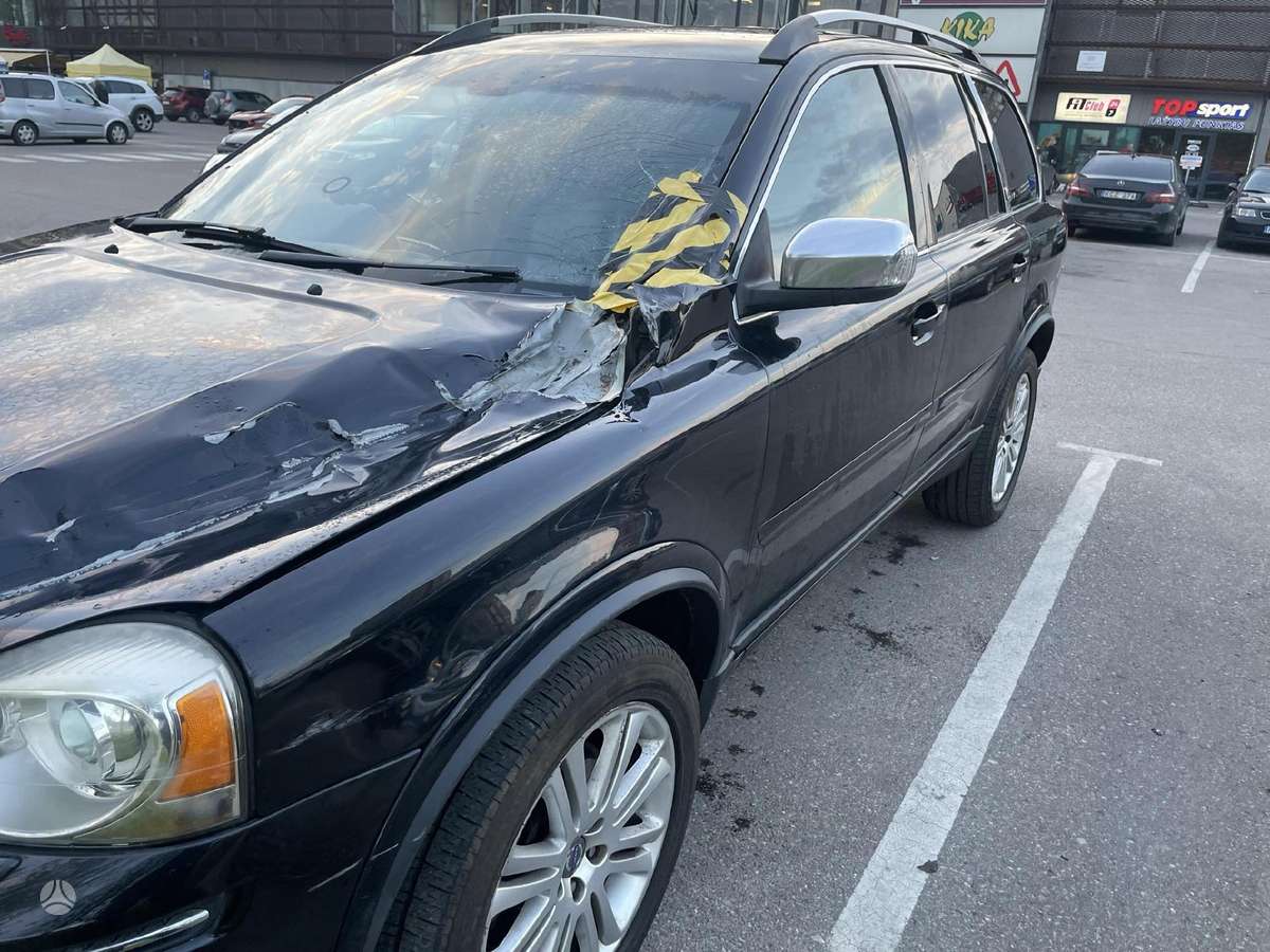 Volvo XC90 Visos volvo dalys