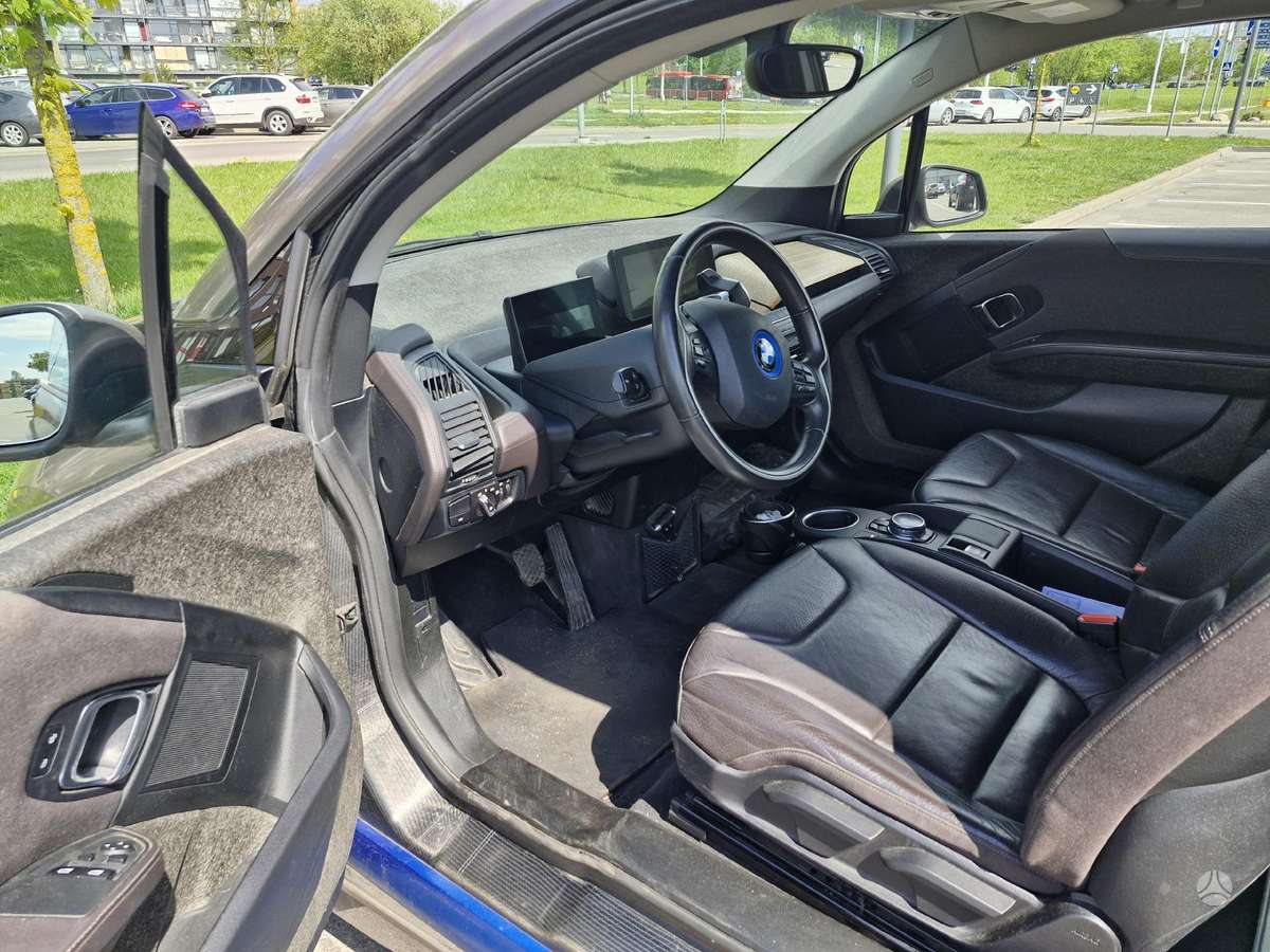 BMW i3, hečbekas