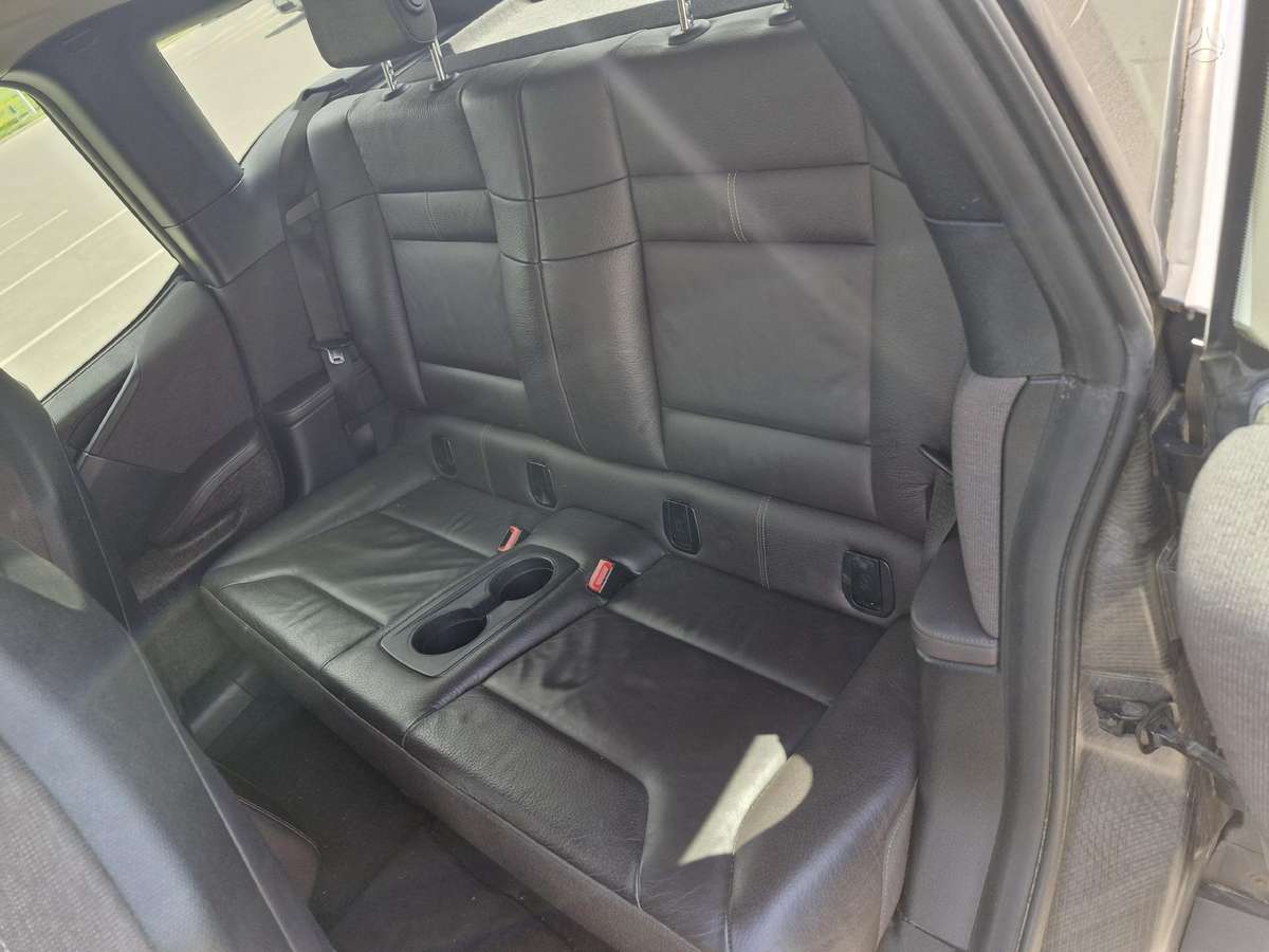 BMW i3, Хэтчбек