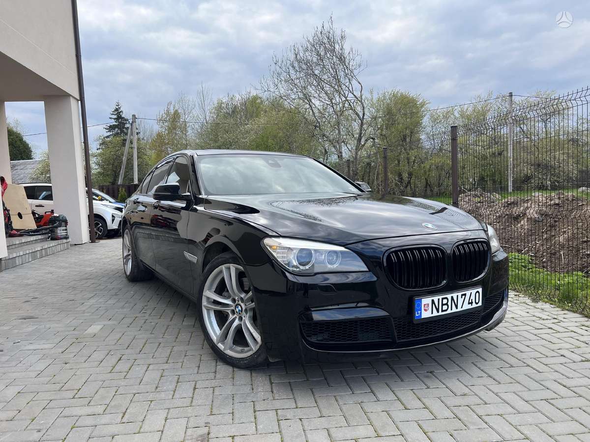 BMW 730, 3.0 l., Седан