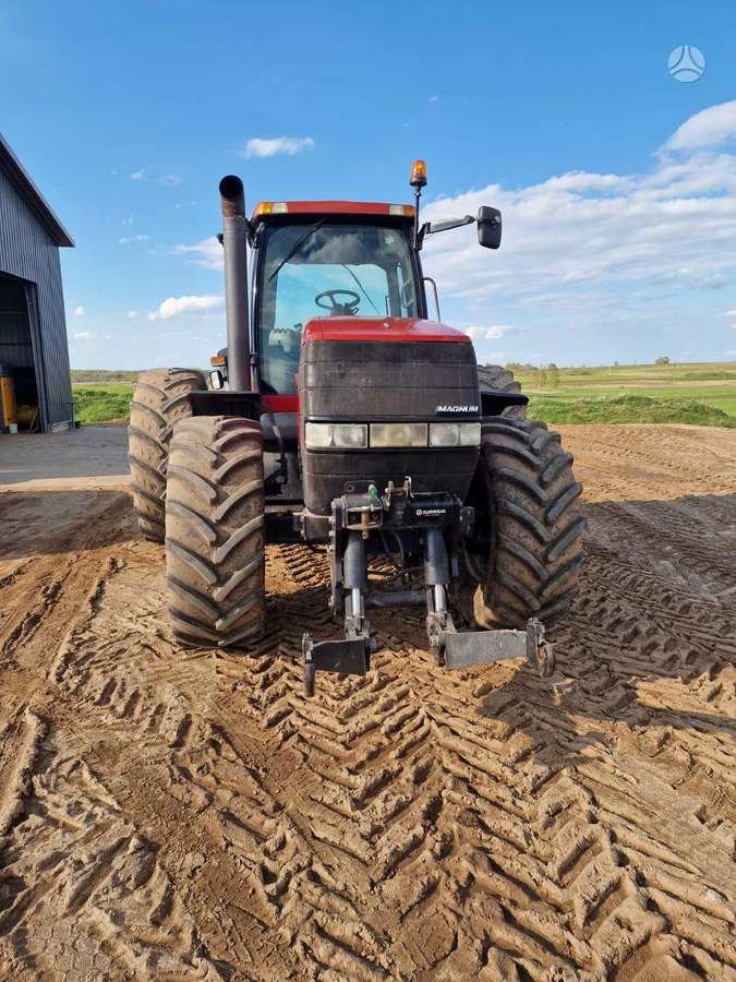 Case-IH MX 270, tractors