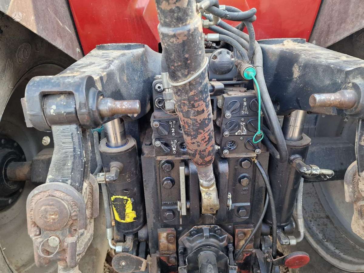 Case-IH MX 270, traktori