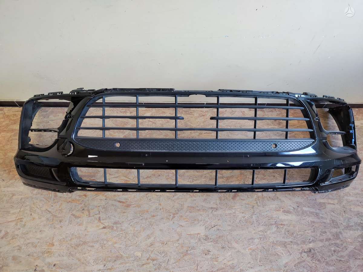 Porsche Macan hood (front, rear), bumpers