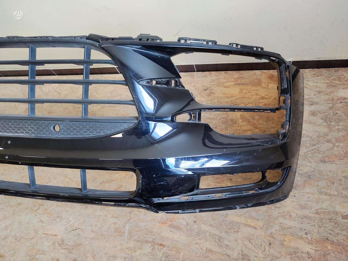 Porsche Macan hood (front, rear), bumpers