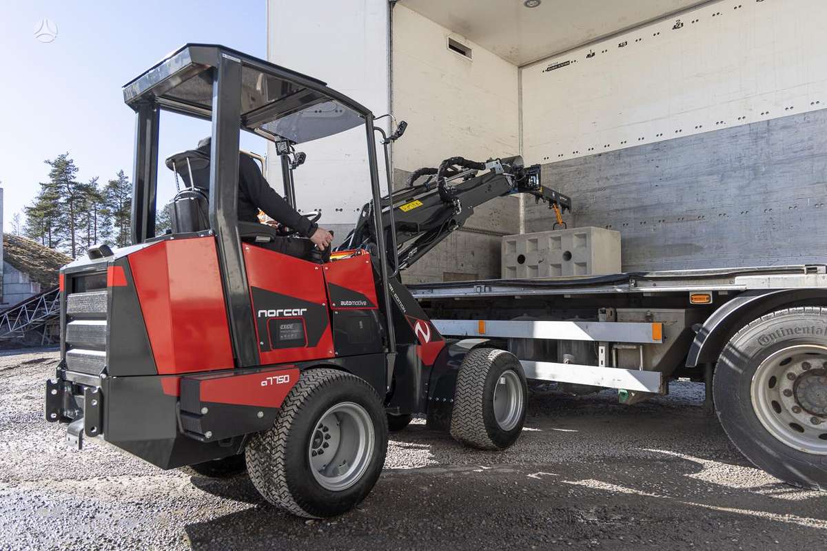 Norcar A6, mini krautuvai