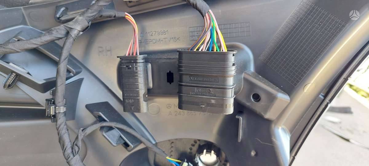 Mercedes-Benz EQA, A2438856901, Deu005