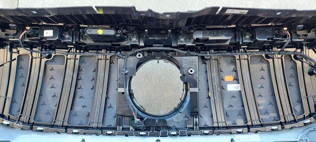 Mercedes-Benz EQB, A2438850002, Deu001