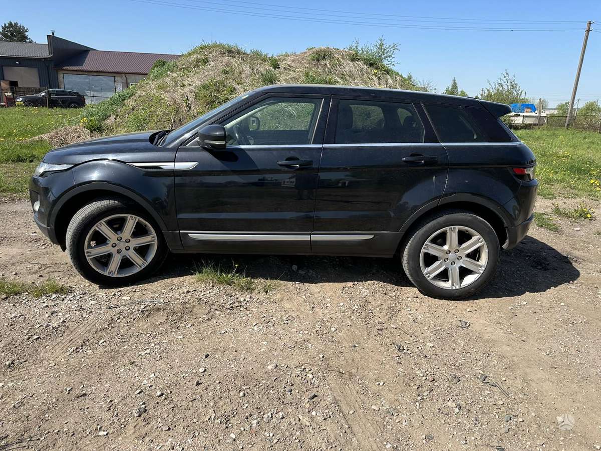 Land Rover Evoque dalimis
