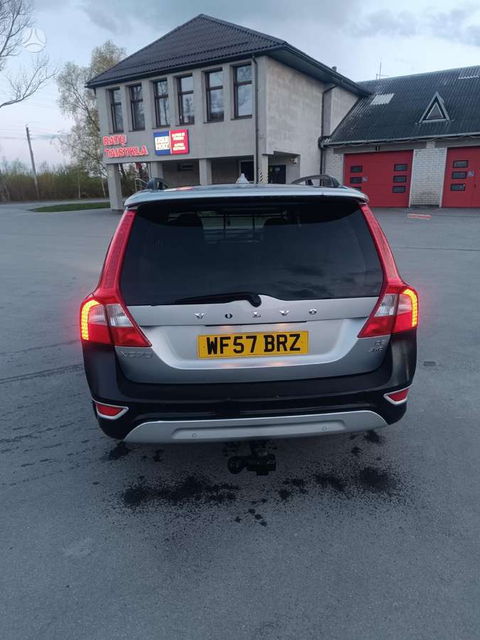 Volvo XC70 Spalvos kodas 477 46
