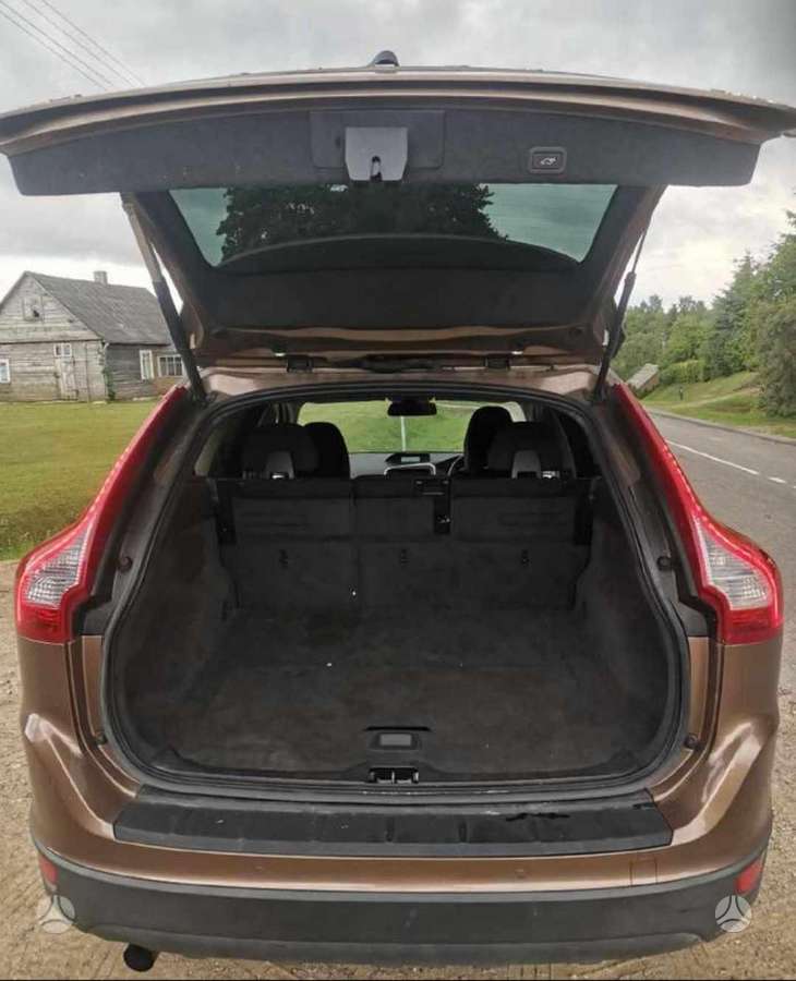 Volvo XC60 Visos volvo dalys
