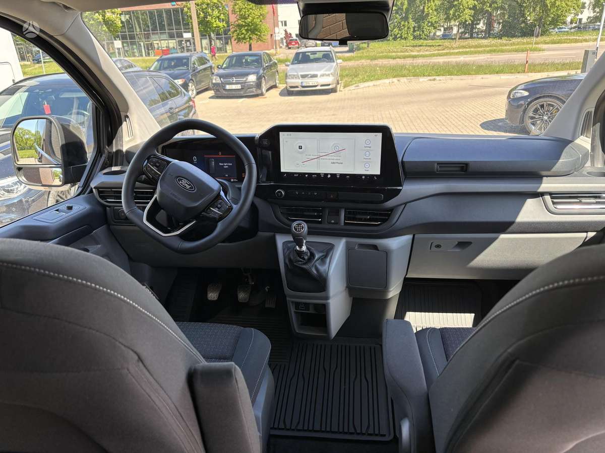Ford Tourneo Custom, passenger minibus