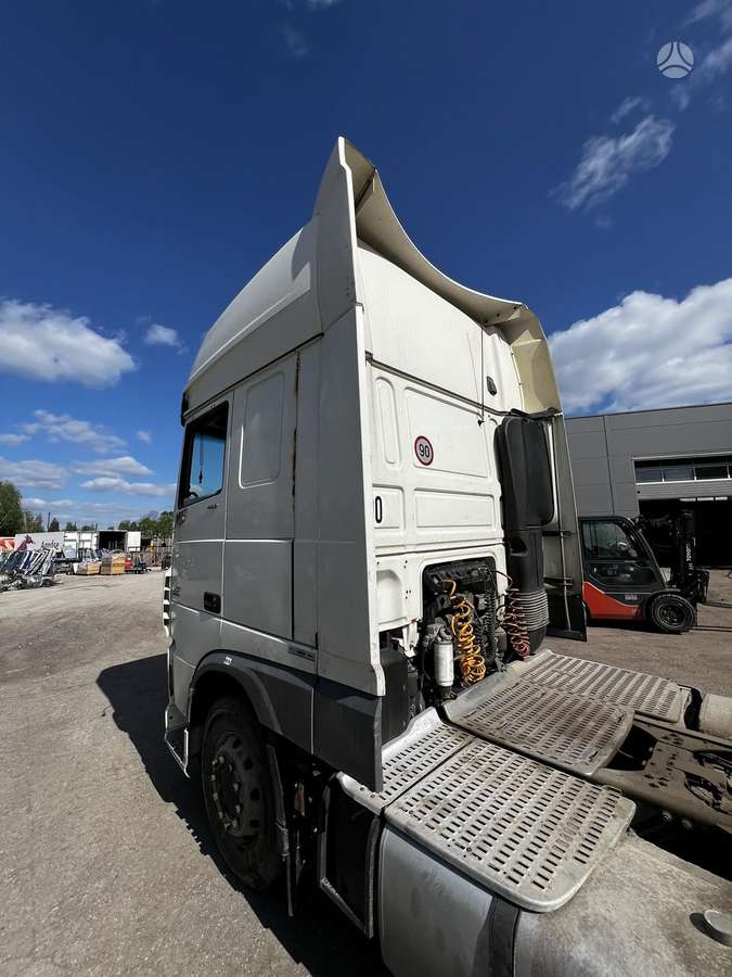 DAF XF460FT, vilcējs
