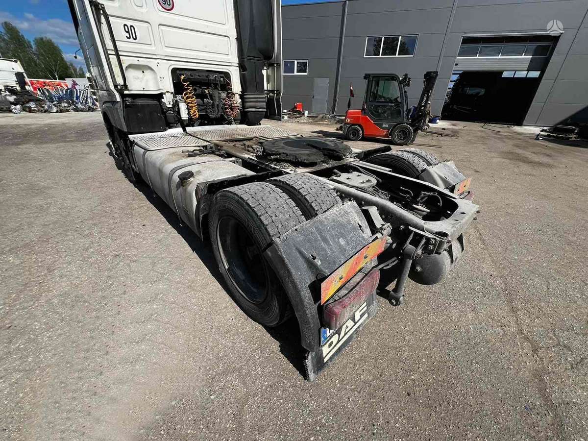 DAF XF460FT, vilcējs