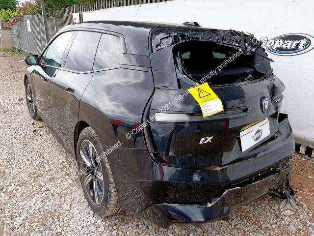 BMW iX dalimis