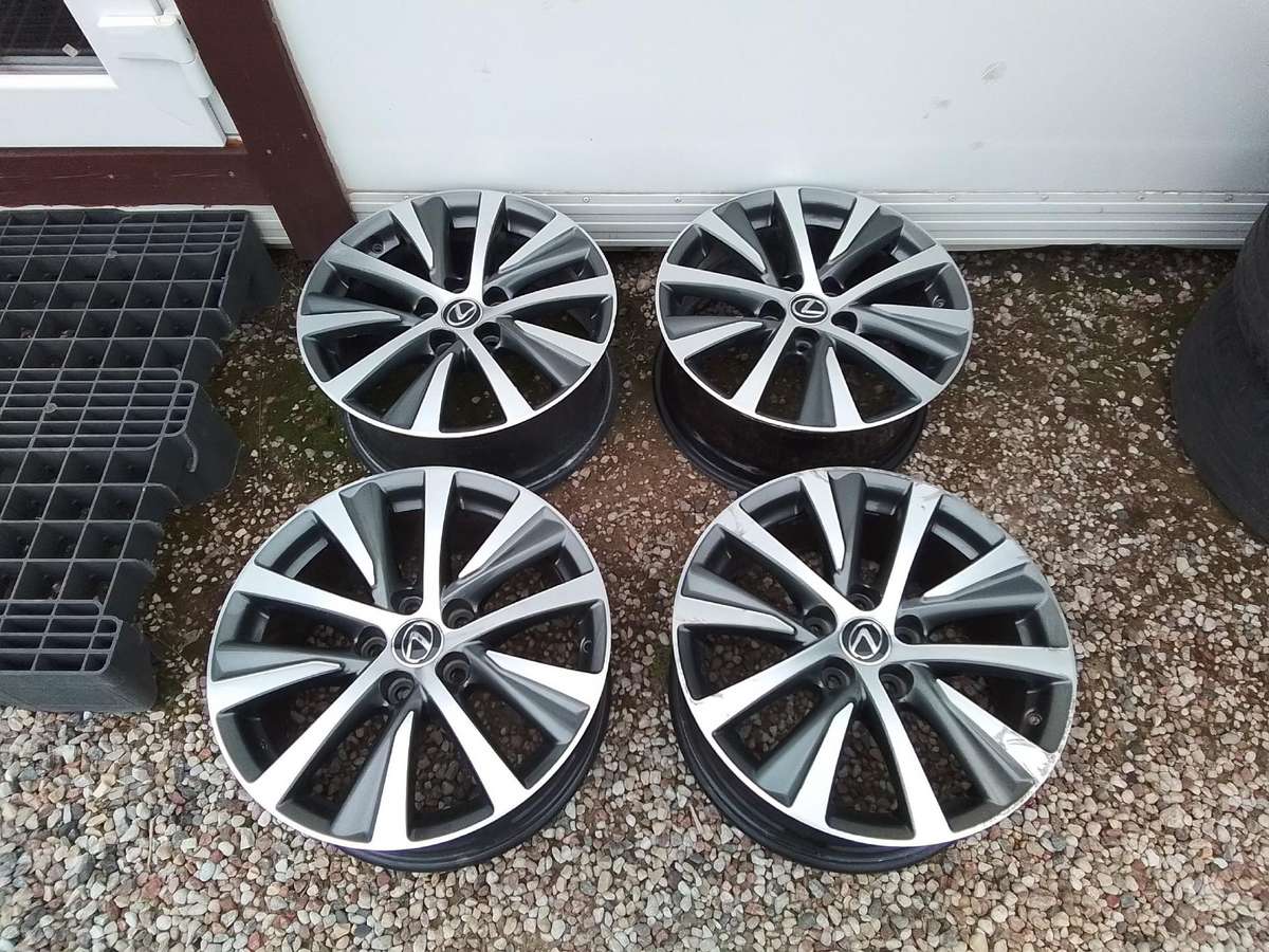 Lexus, vieglmetāla, R17