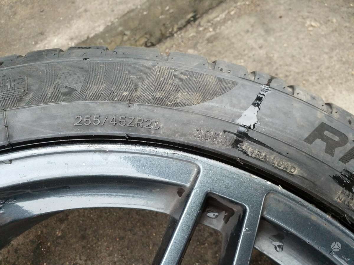 Audi A6 C7, lengvojo lydinio, R20